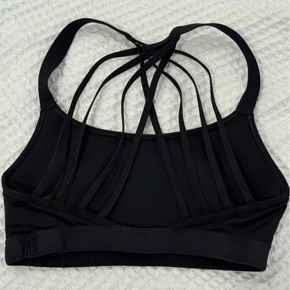 CALIA by Carrie Underwood chic black